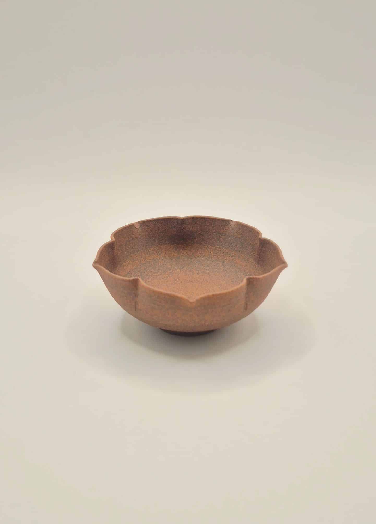 Petit pot en grès "sakura" – pièce artisanale japonaise